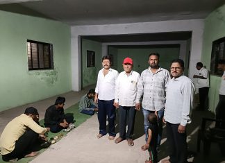 गोरेगाव येथे इफ्तार चे आयोजन : रोजा म्हणजे संयमाचे प्रतीक : वसुदेव पंचाळ सर